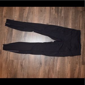 Barely worn size 4 black lululemons